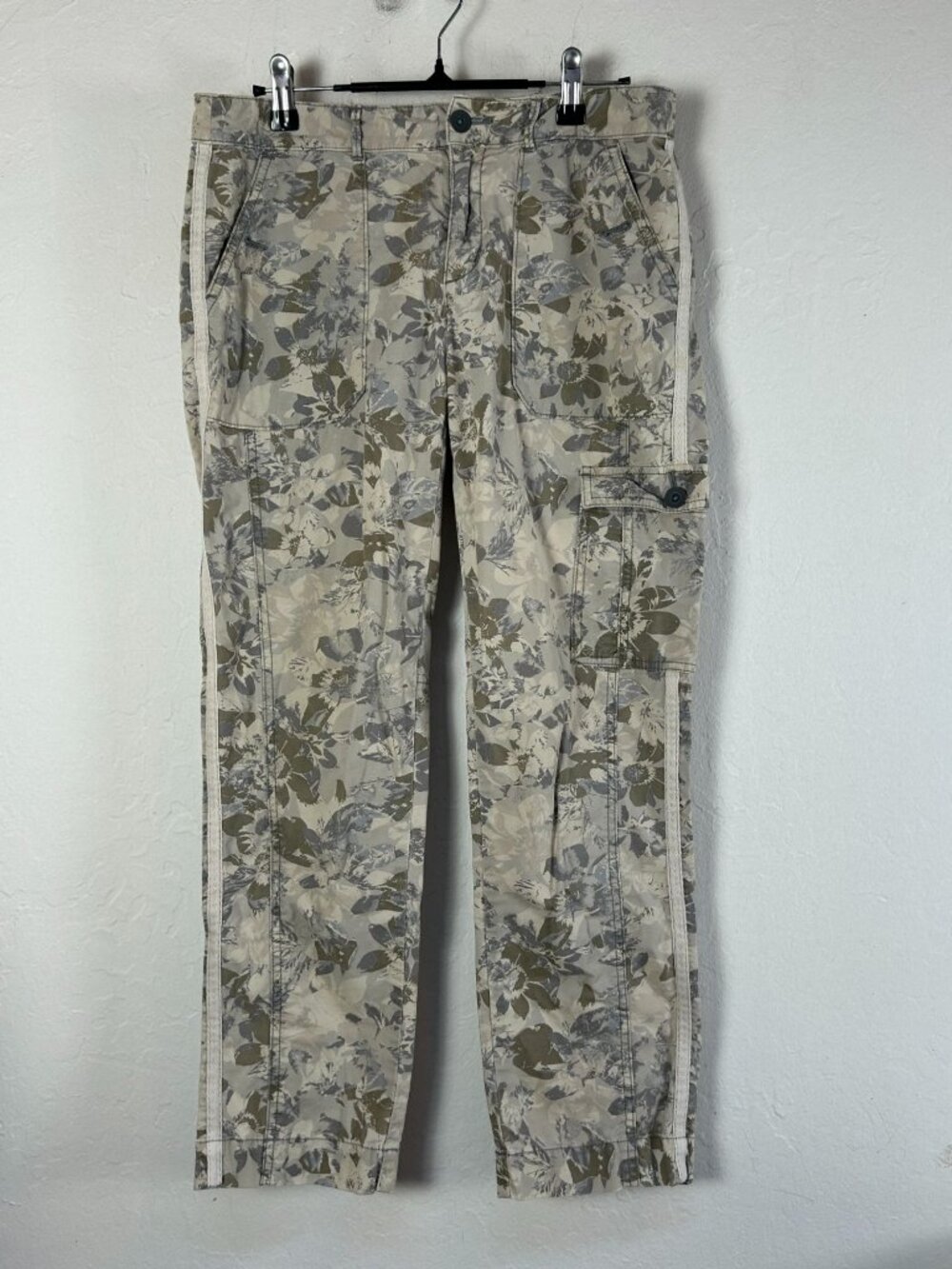 Anthropologie Hei Hei Womens Floral Cropped Cargo Pants Size 4 Beige Stretch